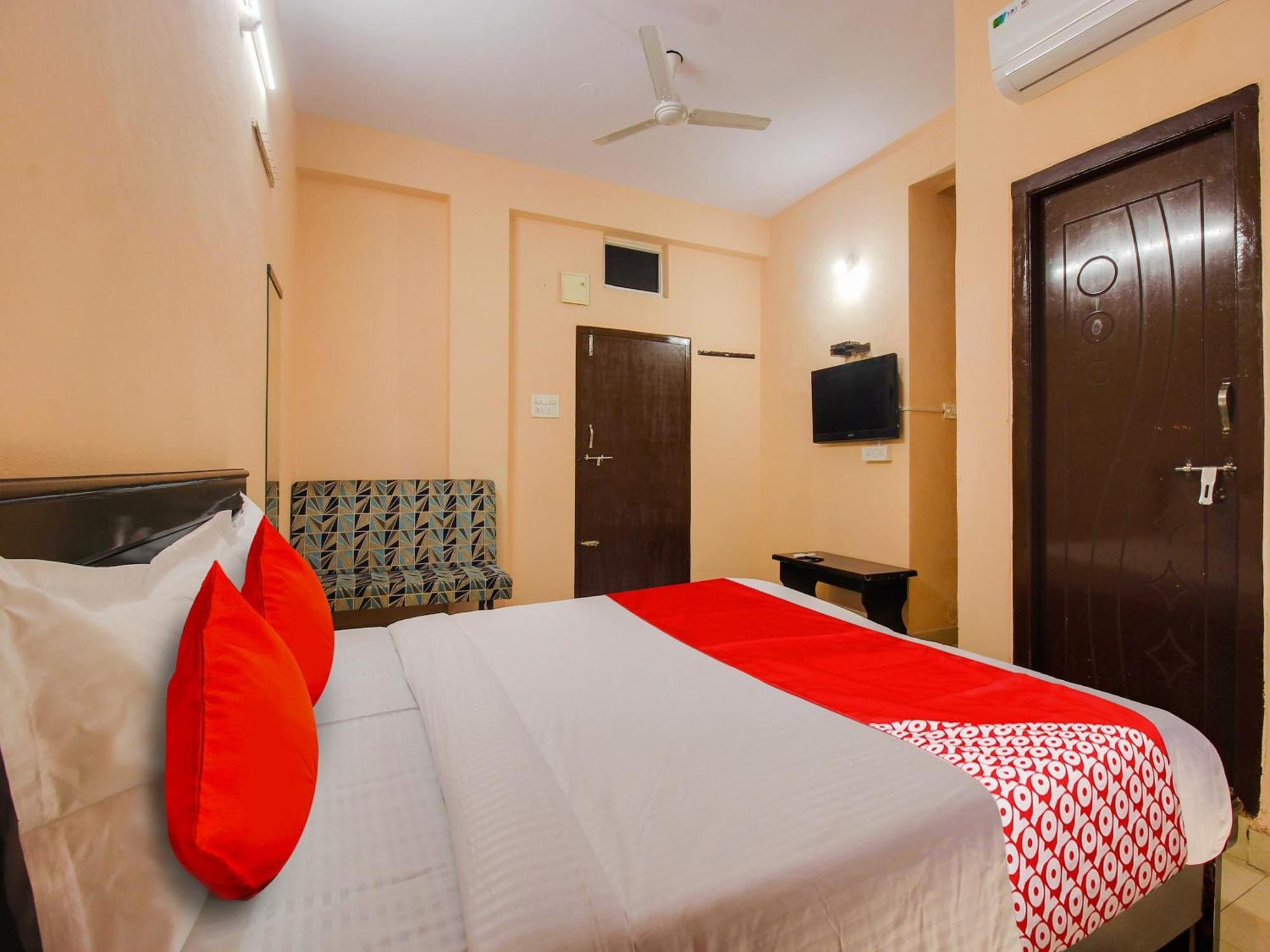 Hotel O R.J.International Pedda Ambarpet Exteriér fotografie