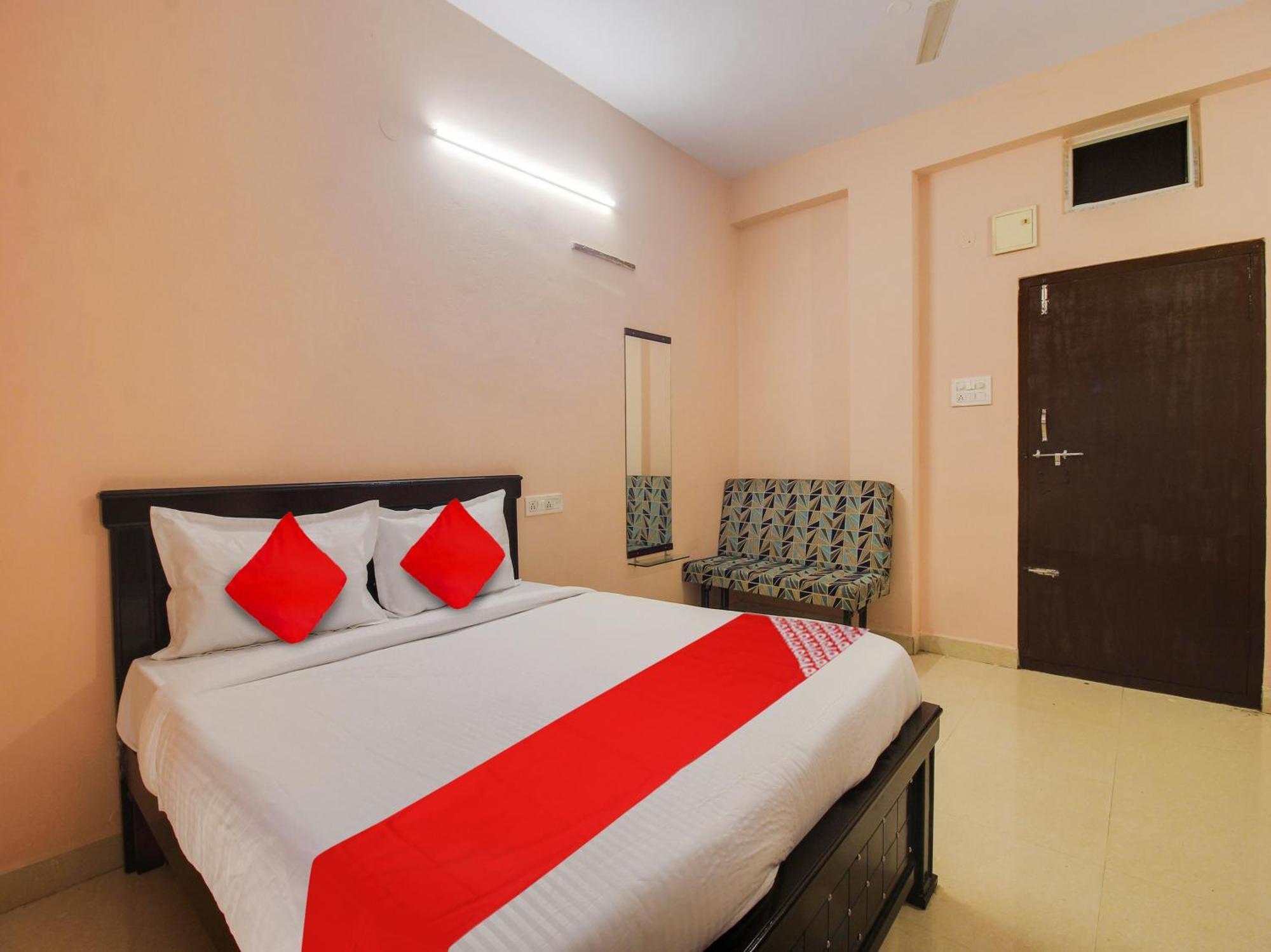 Hotel O R.J.International Pedda Ambarpet Exteriér fotografie
