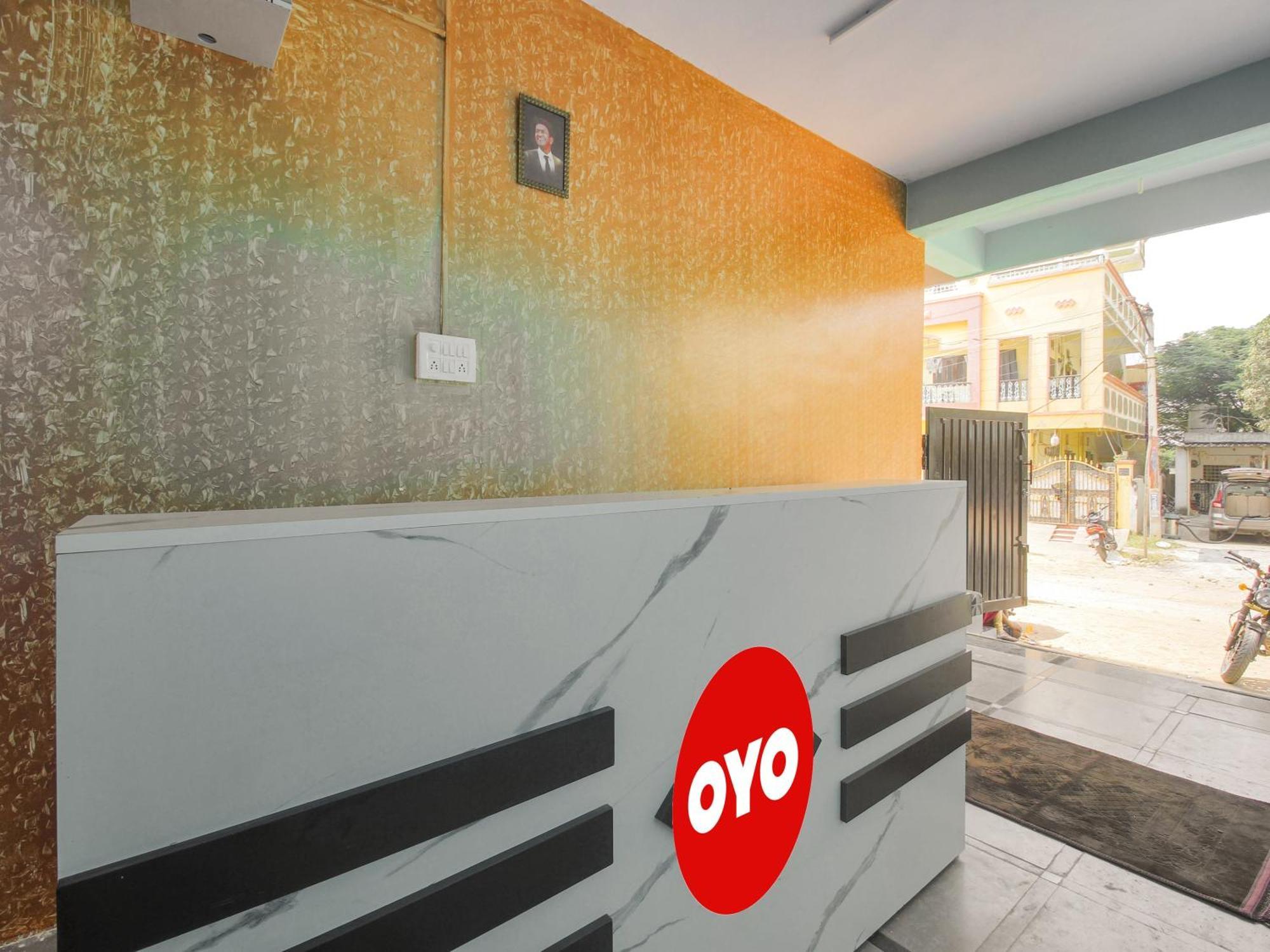 Hotel O R.J.International Pedda Ambarpet Exteriér fotografie