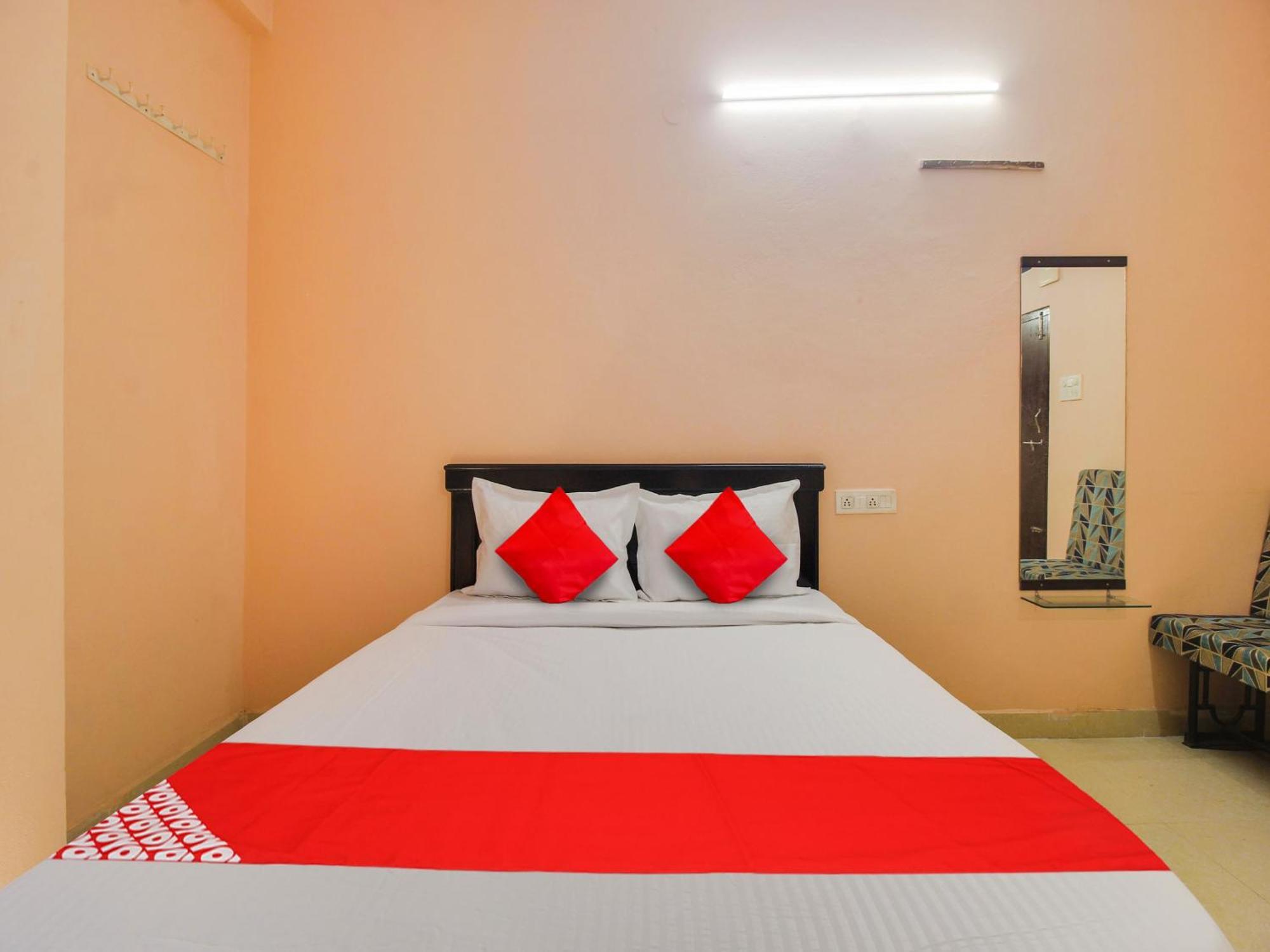 Hotel O R.J.International Pedda Ambarpet Exteriér fotografie